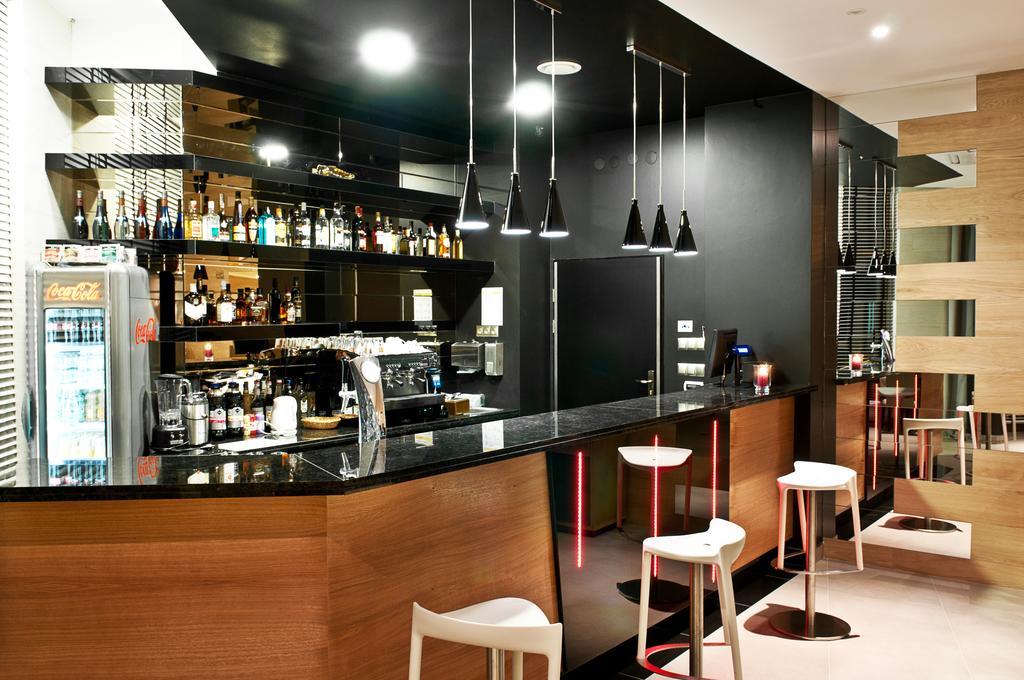 Hotel Piano Lublin Eksteriør bilde